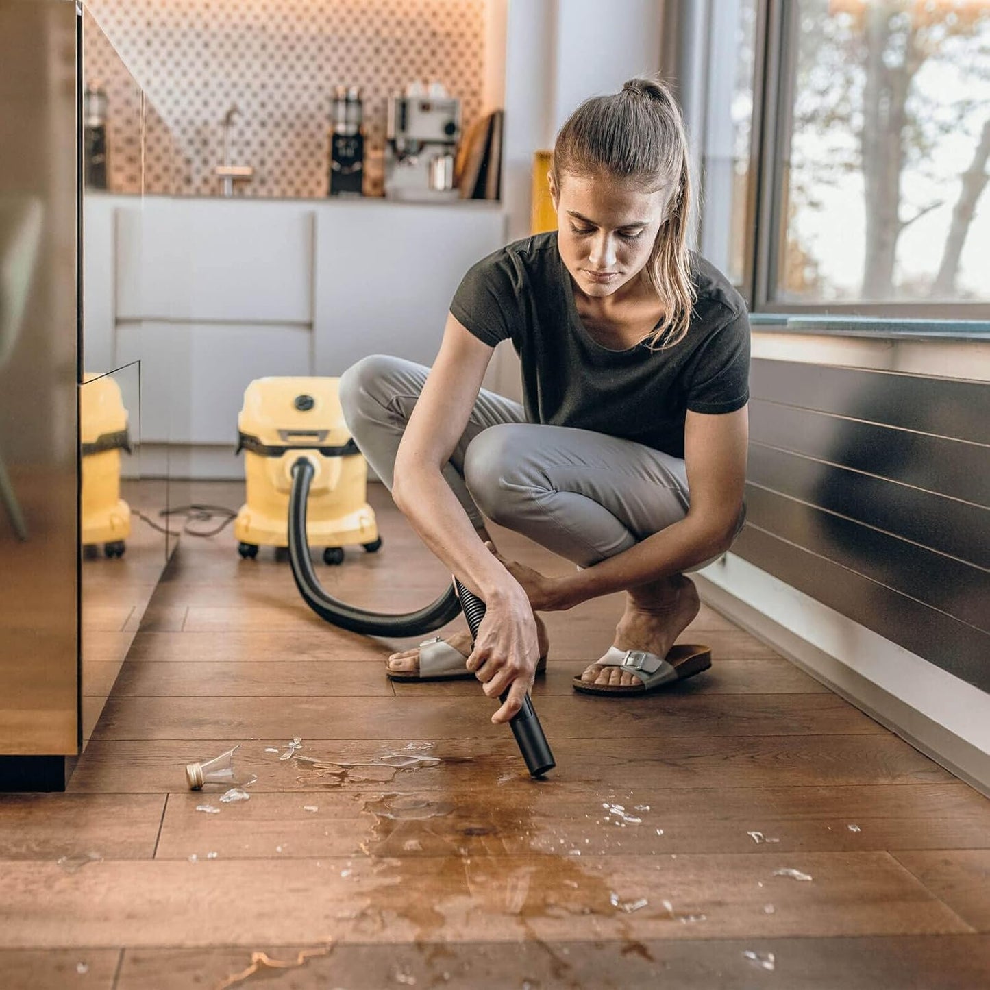 Kärcher WD 2 Plus Wet & Dry Vacuum Cleaner – 1000W, 12L Tank, Blower Function (Yellow)